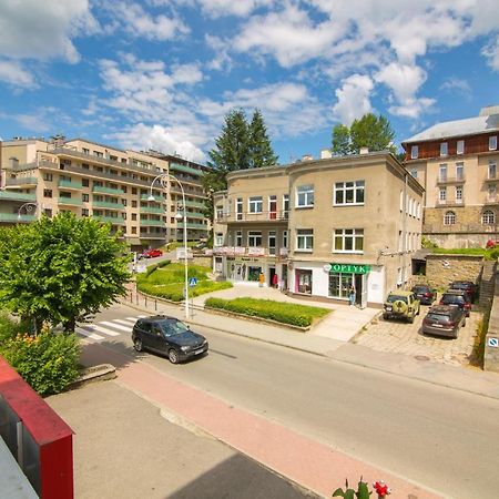 Krynica Apartamenty 100m Duży Apartament, Salon + 3 sypialnie przy Deptaku Bagian luar foto