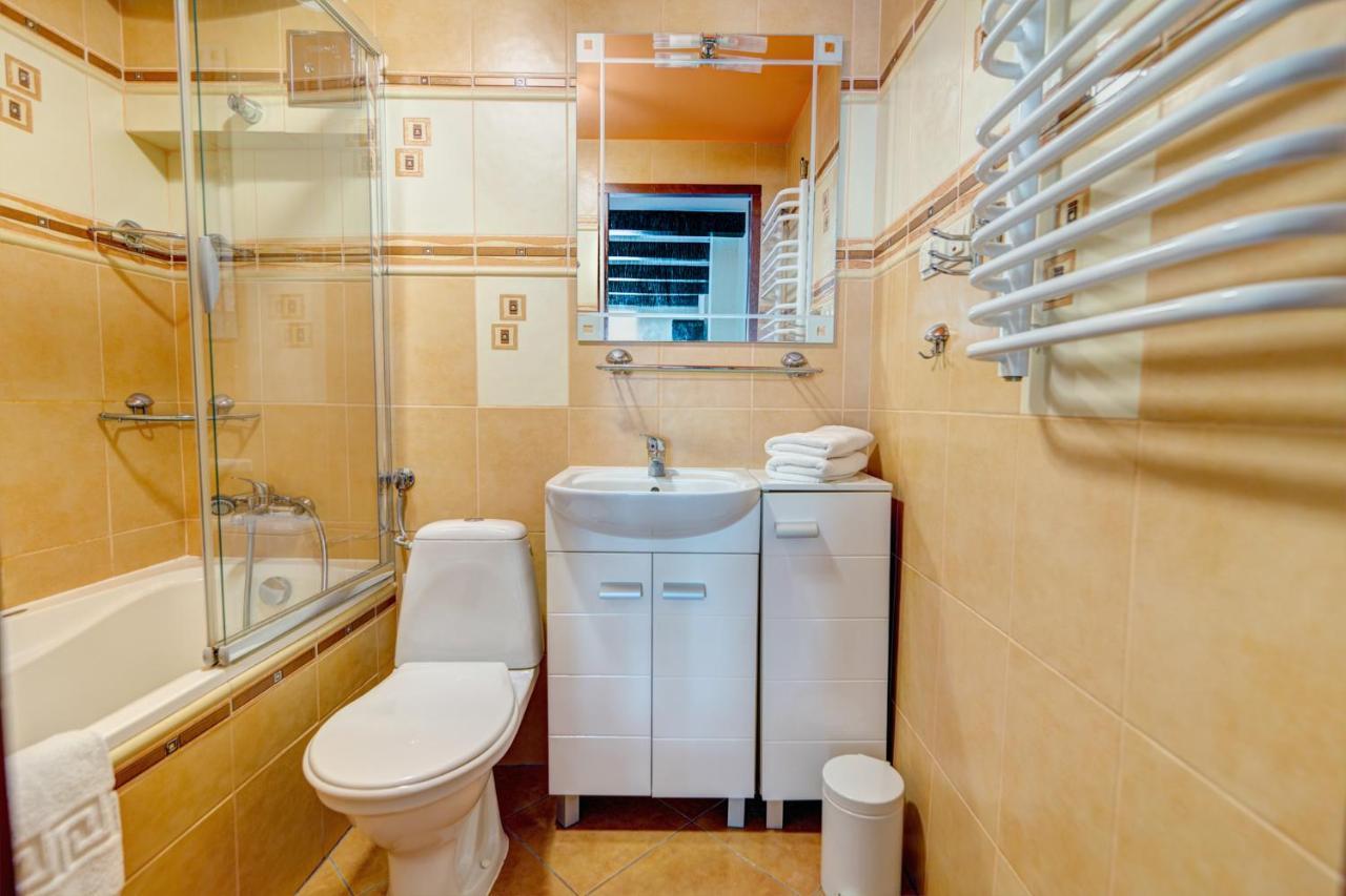 Krynica Apartamenty 100m Duży Apartament, Salon + 3 sypialnie przy Deptaku Bagian luar foto
